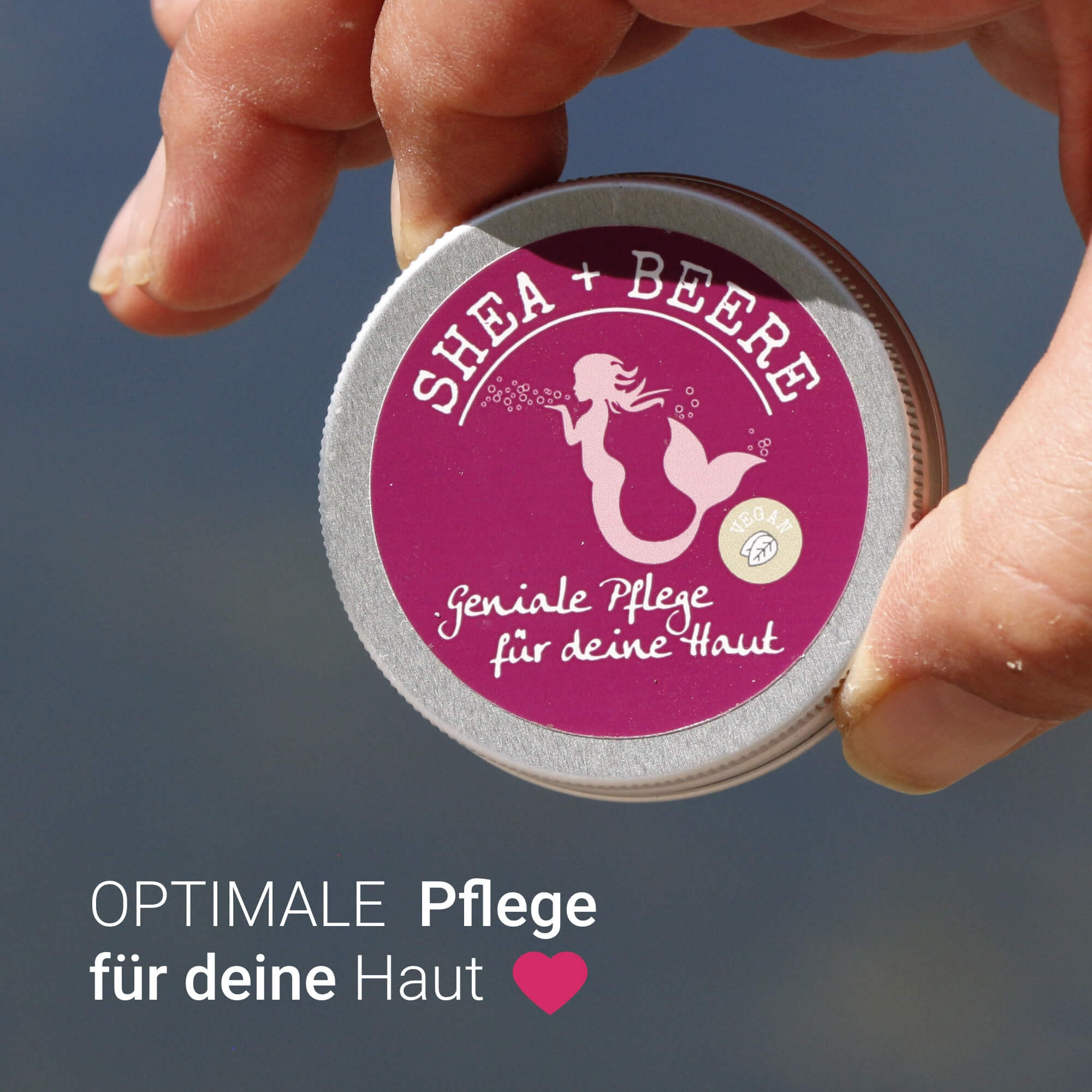 Kompakte Pflegecreme mit Bio-Sheabutter für trockene Hände